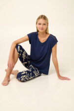 Vamp - Γυναικεία Πυτζάμα Micromodal με Κάπρι Παντελόνι