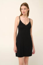 Vamp - Μονόχρωμο Καλοκαιρινό Νυχτικό Micromodal Με Δαντέλα