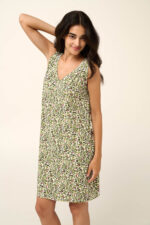 Vamp - Αμάνικο Καλοκαιρινό Νυχτικό με V Λαιμόκοψη