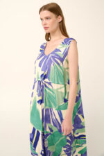 Vamp - Viscose Maxi Summer Dress in Tropical Floral Print - Image 3