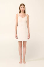 Vamp - Μονόχρωμο Καλοκαιρινό Νυχτικό Micromodal Με Δαντέλα - Image 2