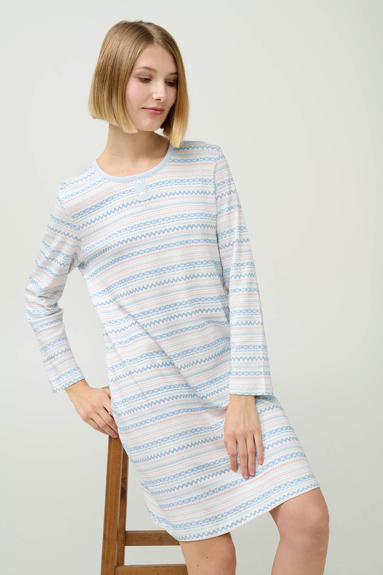 1_0234806501 Βαμβακερό Νυχτικό με Σκανδιναβικό Μοτίβο - Image 1