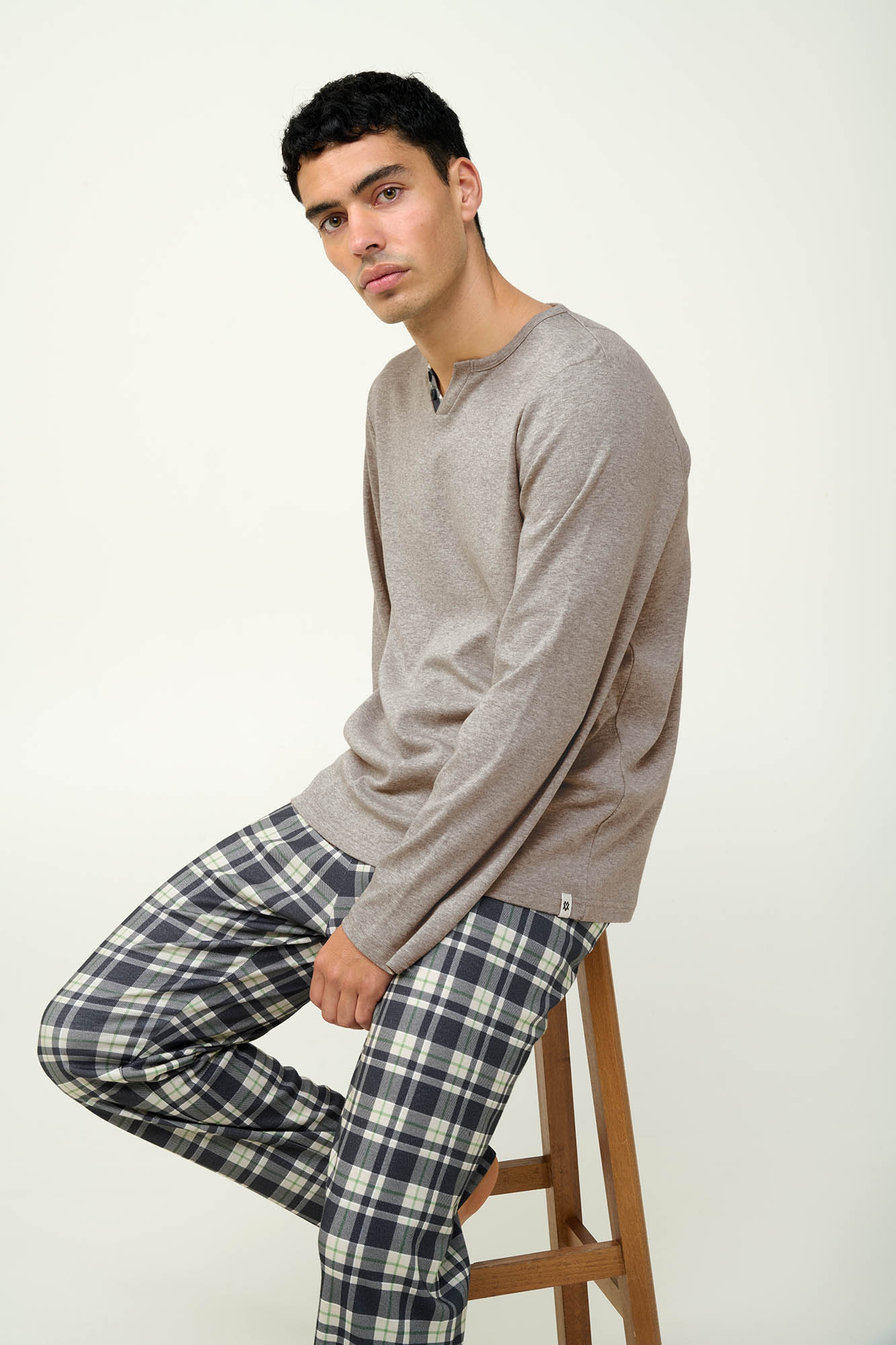 1_0242569478 Πυτζάμες Ανδρικές Πικέ V-Λαιμόκοψη - Image 1