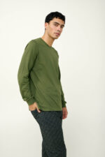 Ανδρική Βαμβακερή Πυτζάμα με V Λαιμόκοψη