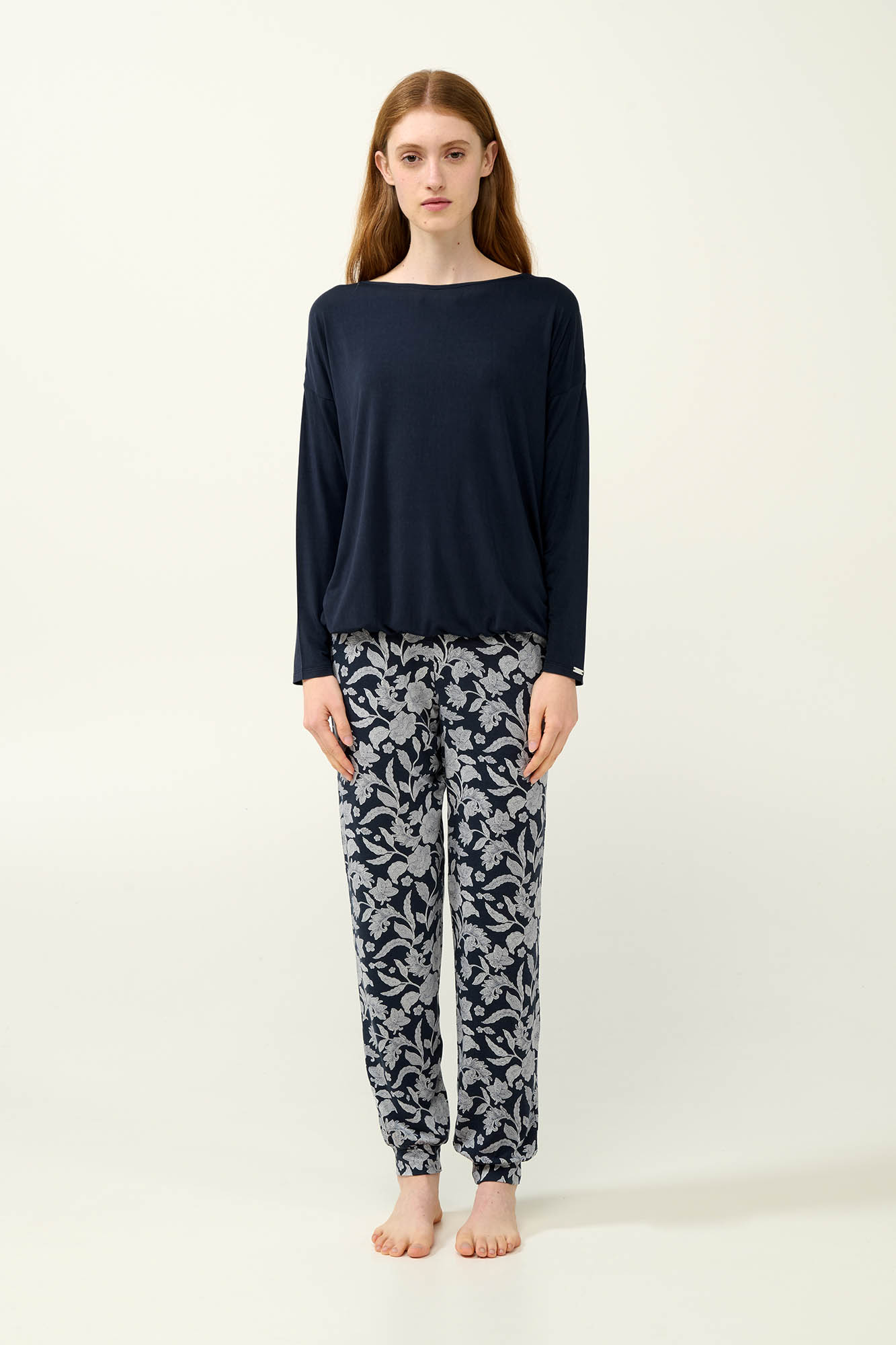 1_0659320848 Γυναικεία Πυτζάμα Micromodal με Μανσέτες - Image 1