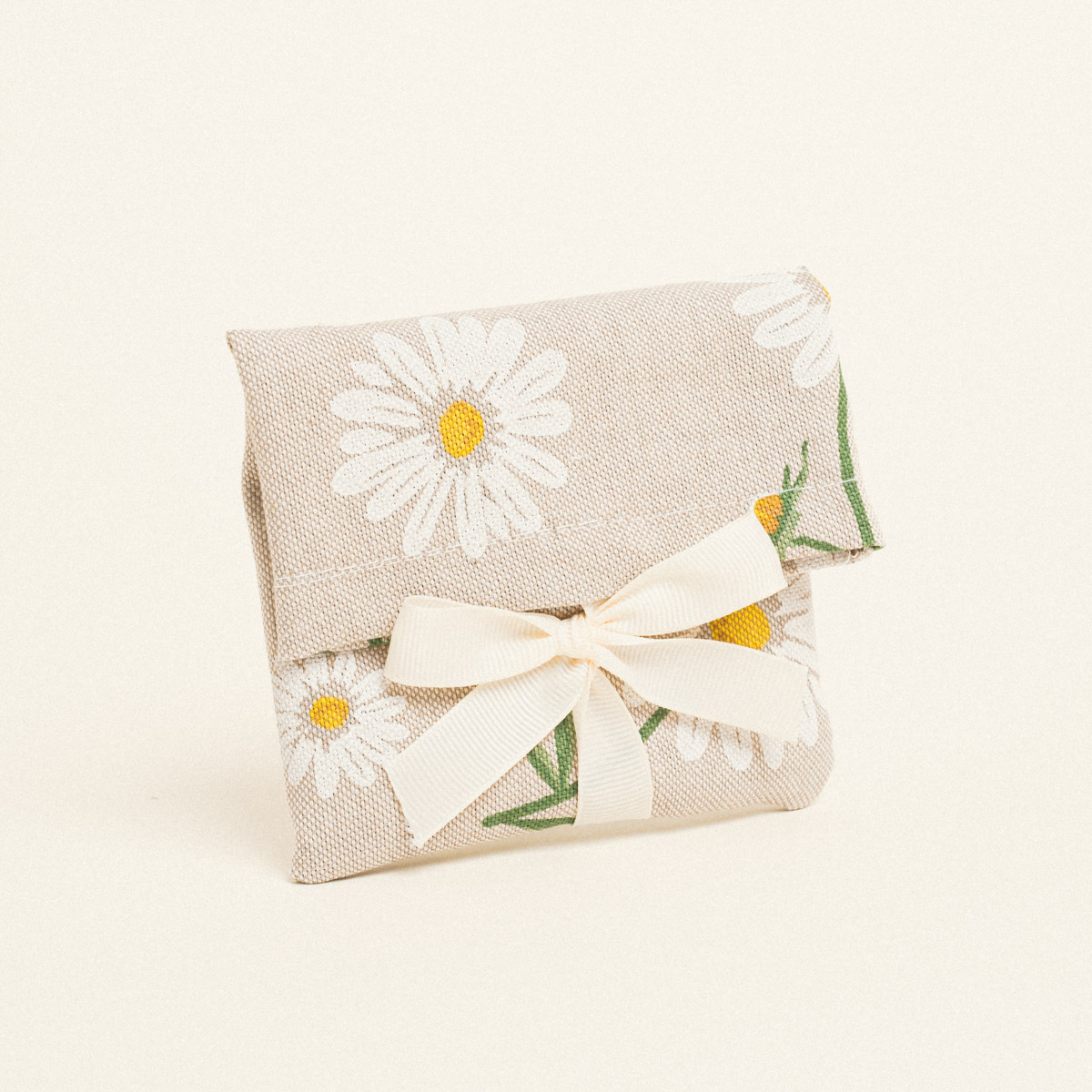 2066172b-d024-446d-9ed9-5371aee3261d Beauty Home ΠΟΥΓΚΙ ΜΕ ΚΟΡΔΕΛΑ 12 x 17 cm ΜΕΓΑΛΕΣ ΜΑΡΓΑΡΙΤΕΣ - Image 1