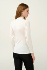 Γυναικείο Φανελάκι με Ψηλή Λαιμόκοψη - Image 2