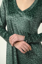 Γυναικείο Velvet Φόρεμα με V Λαιμόκοψη - Image 3