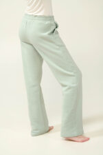 Μονόχρωμο Γυναικείο Παντελόνι Φούτερ - Image 3