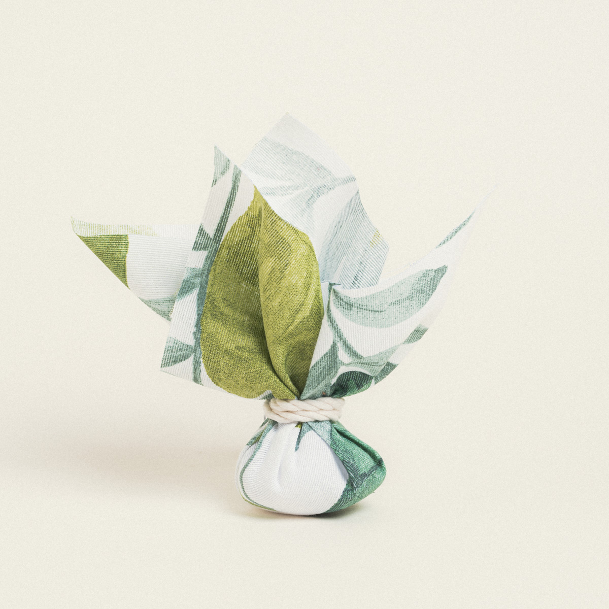 42b8df53-a1cf-4477-a5a9-0aa641f08e11 Beauty Home ΜΑΝΤΗΛΙ 27 x 27 cm ΤΡΟΠΙΚΑ ΦΥΛΛΑ - Image 1