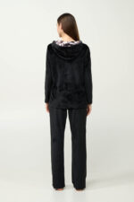 Γυναικείο Velvet Lounge Set με Κουκούλα - Image 4