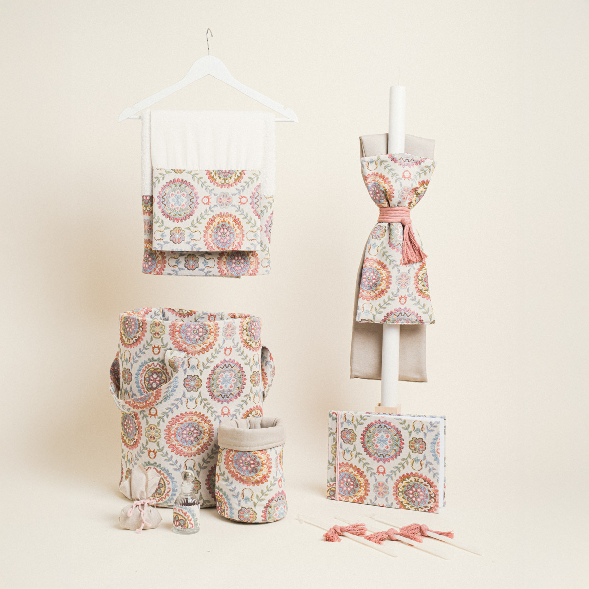 64c1d7da-038c-4ded-8be2-ee46486972cb Beauty Home ΣΕΤ ΒΑΠΤΙΣΗΣ ΣΤΟΦΑ ΙΝΔΙΚΟΙ ΚΥΚΛΟΙ - Image 1