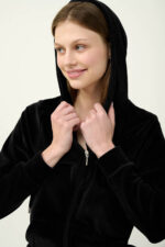 Γυναικεία Velvet Φόρμα με Κουκούλα - Image 2