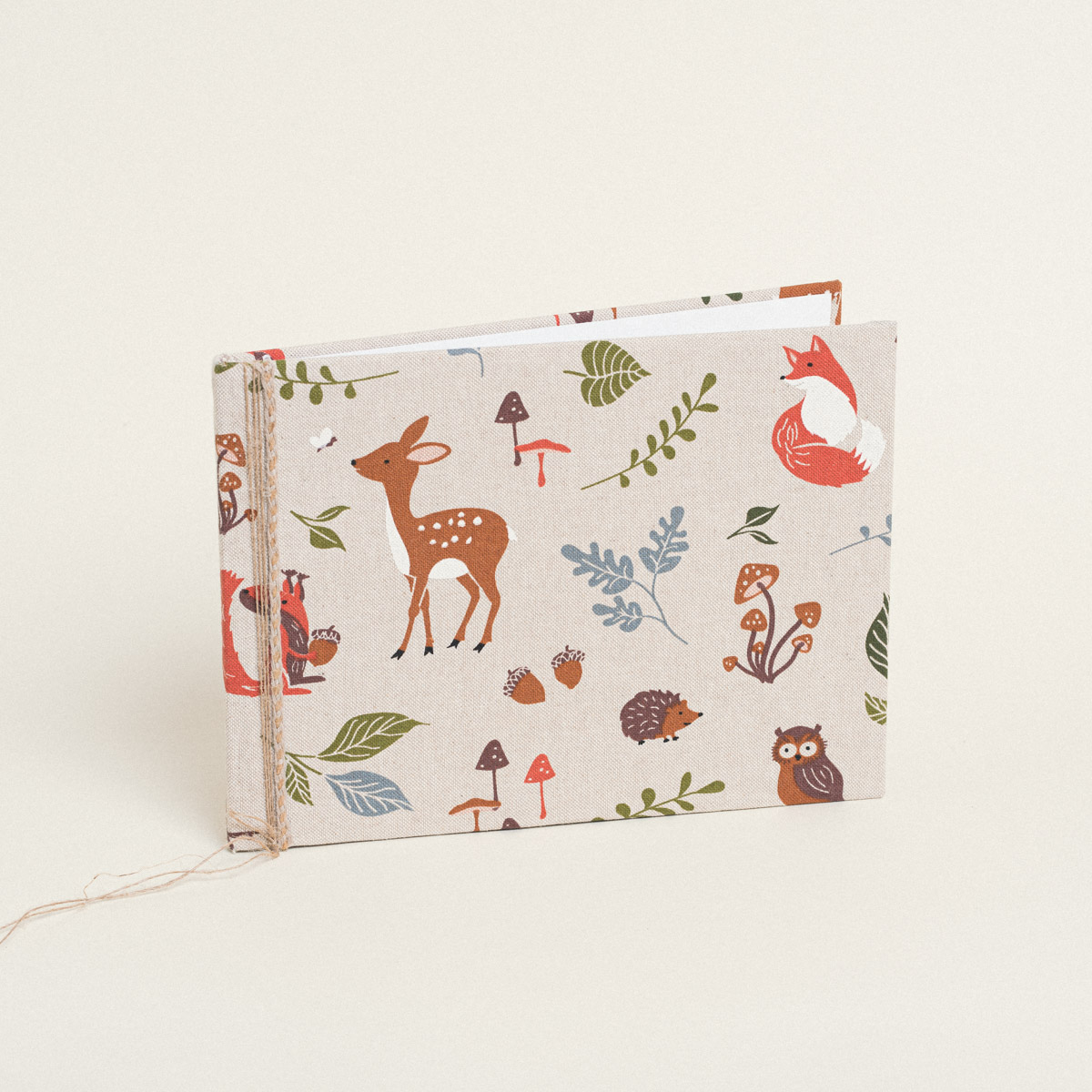 7b68e141-0135-4ace-b847-bf017bca7bd9 Beauty Home ΒΙΒΛΙΟ ΕΥΧΩΝ FOREST WOOD ANIMALS - Image 1