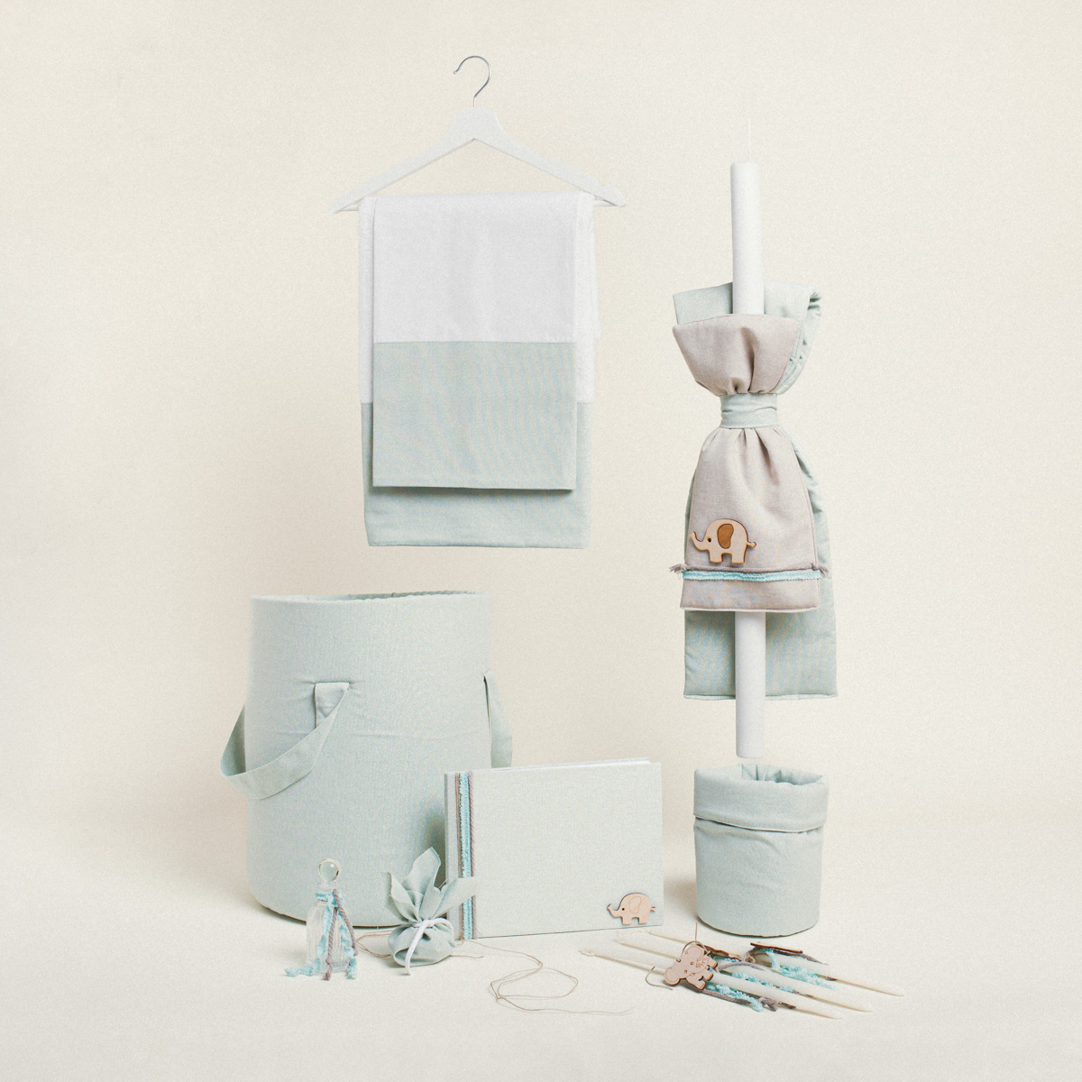 940e6c1e-46f0-48e3-990f-4ce2aabeeb77-3 Beauty Home ΣΕΤ ΒΑΠΤΙΣΗΣ ΕΛΕΦΑΝΤΑΚΙ ΒΕΡΑΜΑΝ ΧΡΥΣΟ LUREX - Image 1