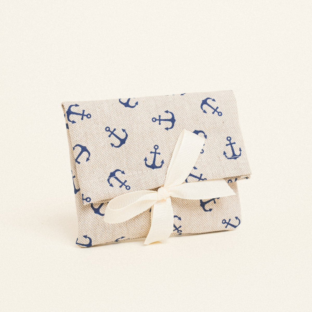 aa7b0fc2-68d8-4aec-8a18-64390e52b700 Beauty Home ΠΟΥΓΚΙ ΜΕ ΚΟΡΔΕΛΑ 12 x 17 cm ΜΙΚΡΕΣ ΑΓΚΥΡΕΣ - Image 1