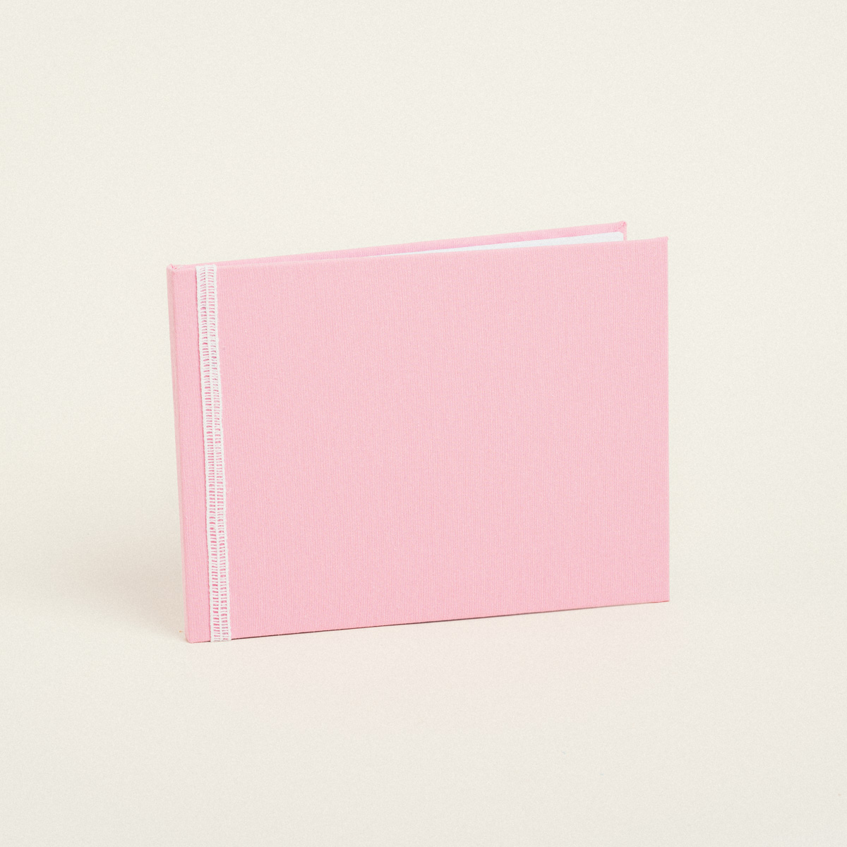 bb438e04-4136-4a92-94ce-a389f6be9bc7 Beauty Home ΒΙΒΛΙΟ ΕΥΧΩΝ ΜΟΝΟΧΡΩΜΟ PREMIUM ΡΟΖ ΠΛΑΓΙΟ 20,5 x 27,5 cm - Image 1
