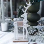 Beauty Home Διακοσμητικός Τάρανδος με Μικρά Αστέρια, Λευκό Ξύλο & Χρυσό-Ασημί Γκλίτερ 10x25x5cm - Image 2