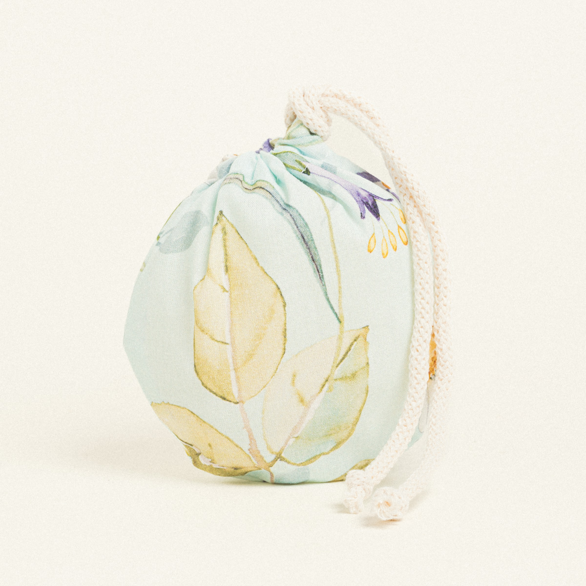 d528d354-ce20-43e8-a1ff-a4f89879b7ec Beauty Home ΠΟΥΓΚΙ ΟΒΑΛ ΜΕ ΚΟΡΔΟΝΙ 13 x 14 cm ΠΟΠΛΙΝΑ ΑΝΘΗ ΣΕ ΒΕΡΑΜΑΝ ΦΟΝΤΟ - Image 1