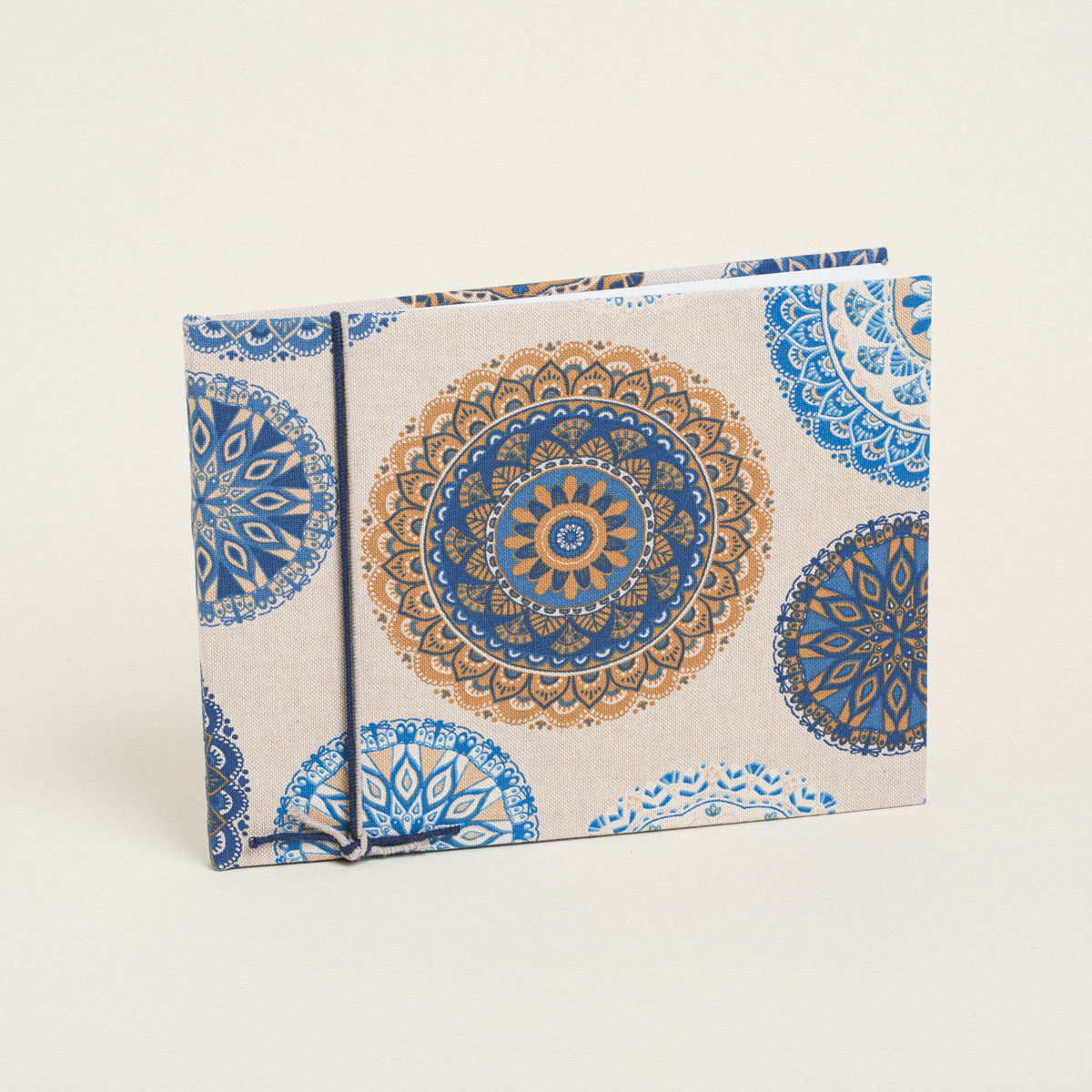 f707d465-a32e-45d0-9dc6-565a208127c6 Beauty Home ΒΙΒΛΙΟ ΕΥΧΩΝ ΜΠΛΕ ΜΑΝΤΑΛΑ - Image 1