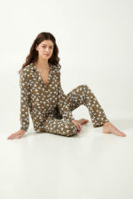 Κουμπωτή Πυτζάμα με Ελέφαντες