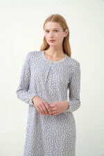 Εμπριμέ Interlock Νυχτικό με Πιέτα - Image 2