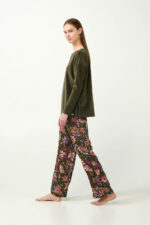 Φλοράλ Πυτζάμα με Τοπ από Βελούδο - Image 2