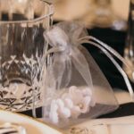 Beauty Home 24 Μαργαρίτες από Λευκό Βελούδο και Χρυσό Μαργαριτάρι Ø2.5cm - Image 2