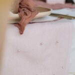 Beauty Home Ράννερ με πέρλες – Ροζ οργάντζα 28 cm x 5 m - Image 4