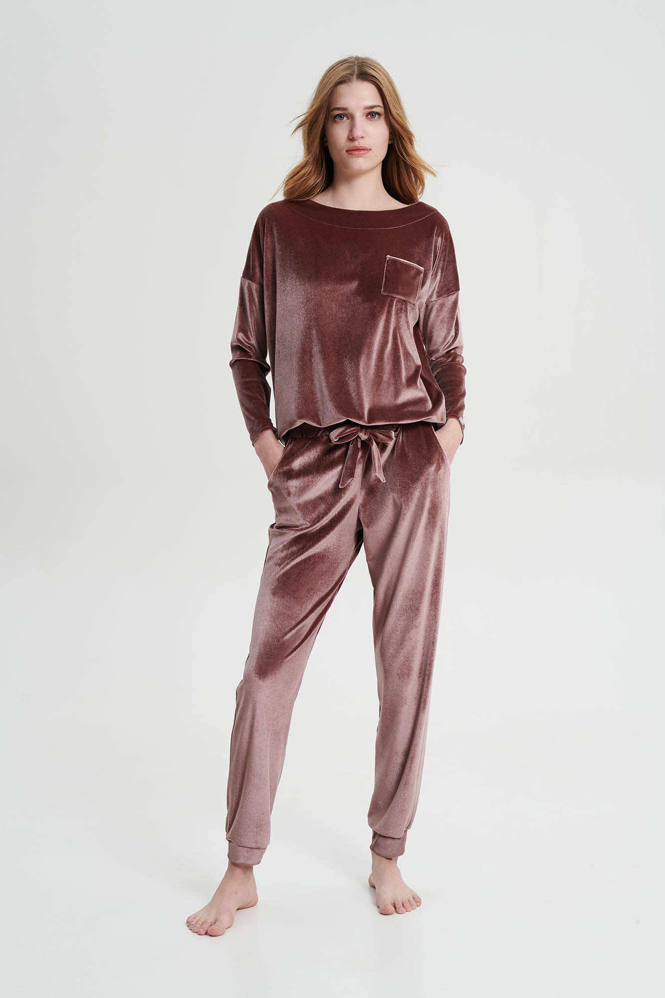 Μονόχρωμη Φόρμα