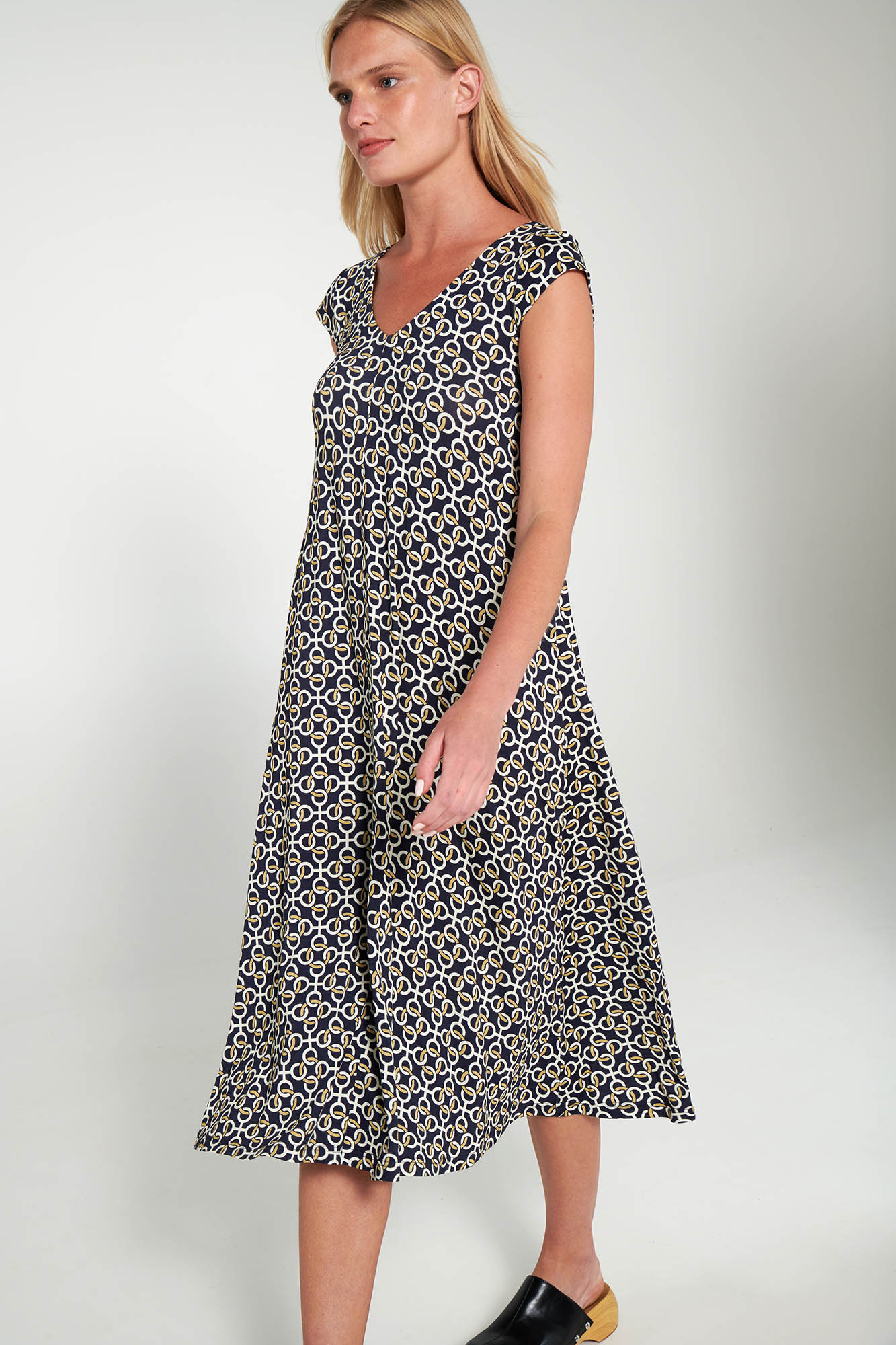 Εμπριμέ Μακρύ Φόρεμα