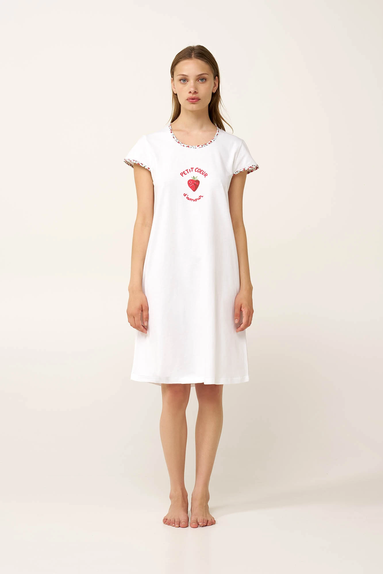 1_0131510863 Βαμβακερό Νυχτικό Με Φράουλες