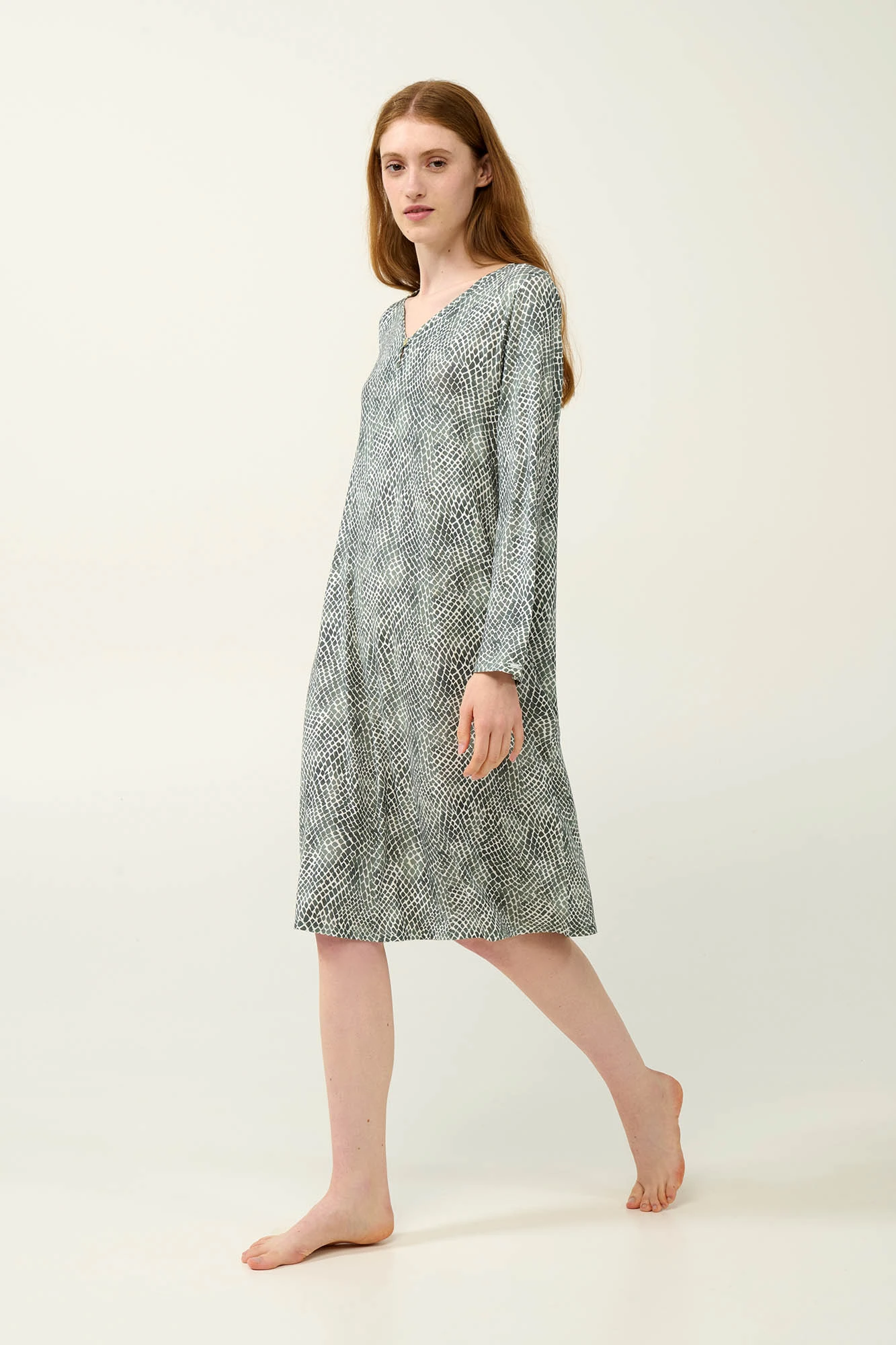 1_0233524163 Χειμερινό Micromodal Νυχτικό Animal Print