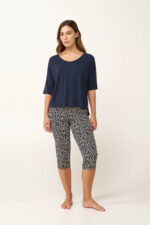 Γυναικεία Micromodal Πυτζάμα με Κάπρι Παντελόνι