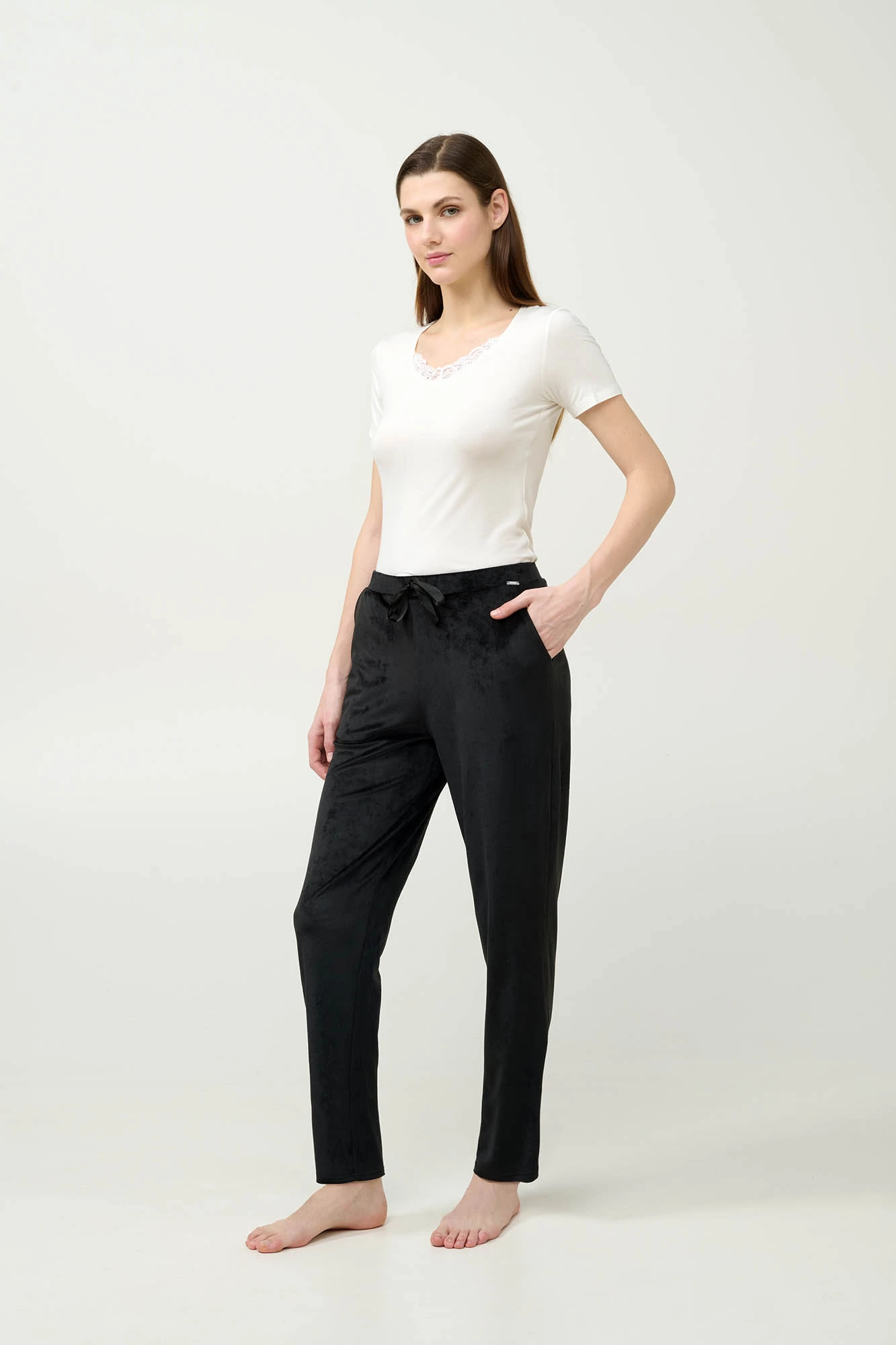 Μονόχρωμο Γυναικείο Παντελόνι Velvet