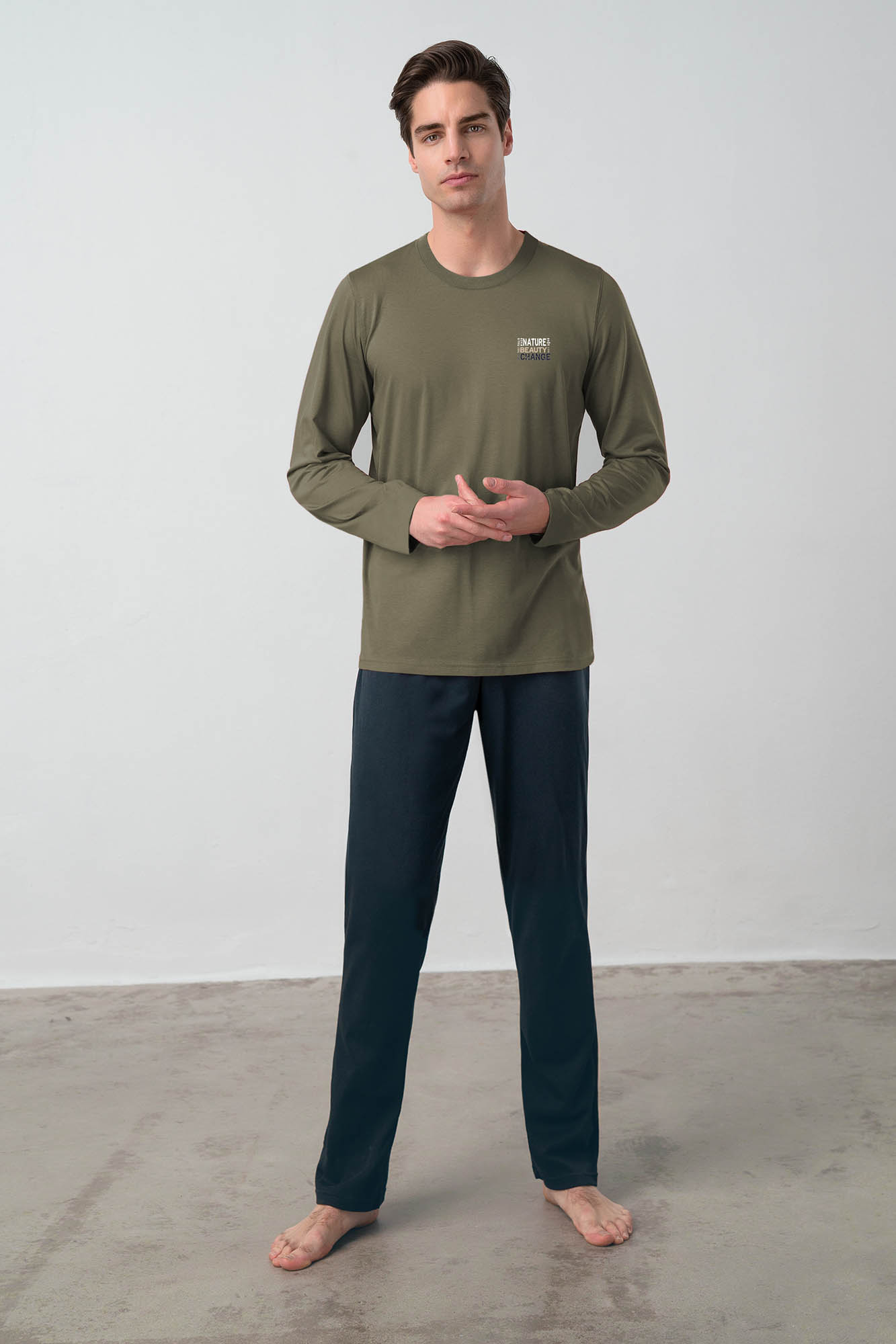 Φόρμα με Μακρύ Μανίκι