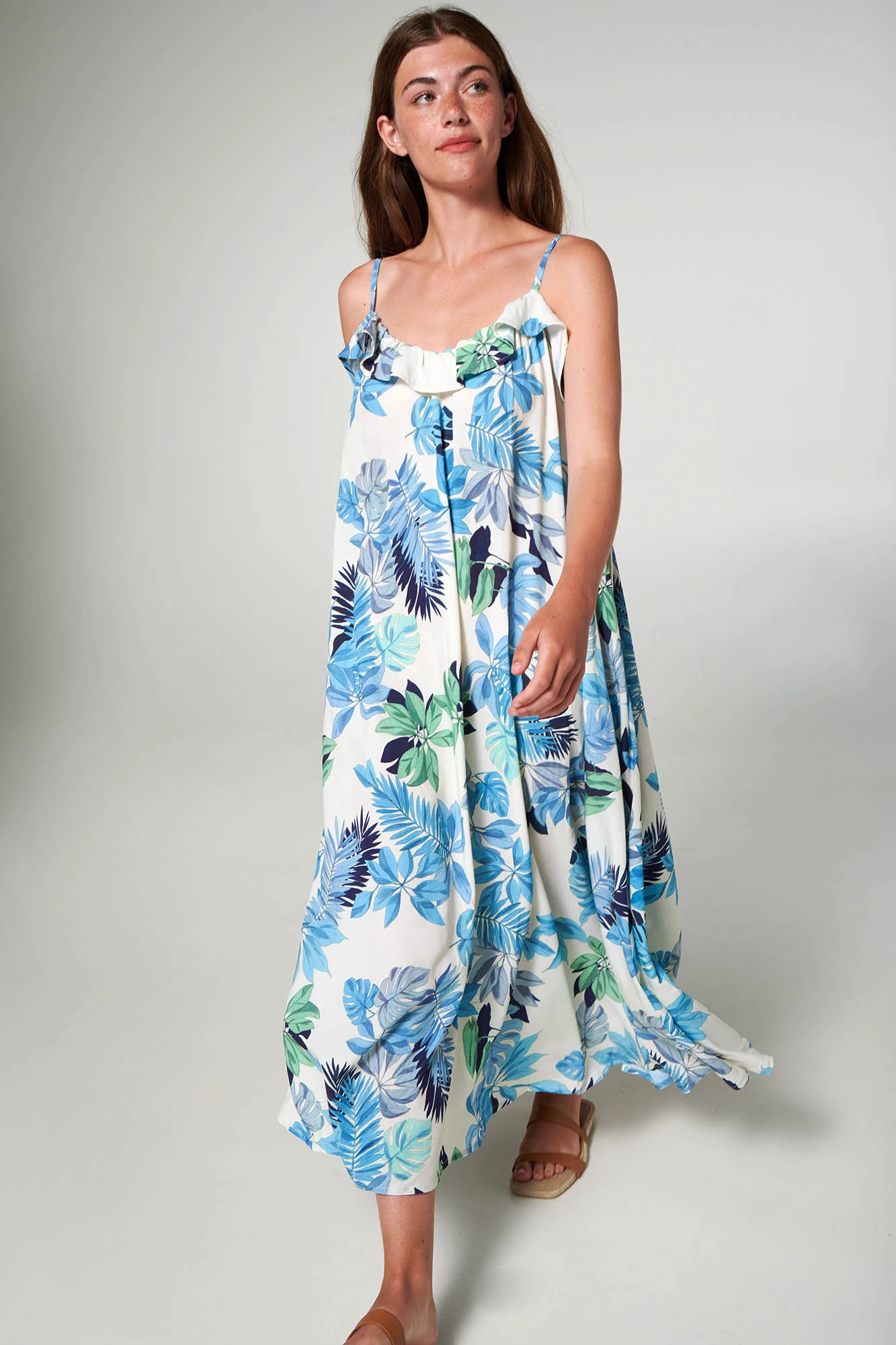 Φόρεμα με Τιράντες