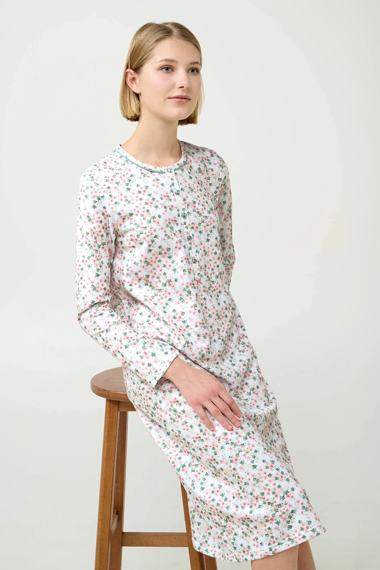 1_0397079054 Φλοράλ Φούτερ Νυχτικό με Πατιλέτα