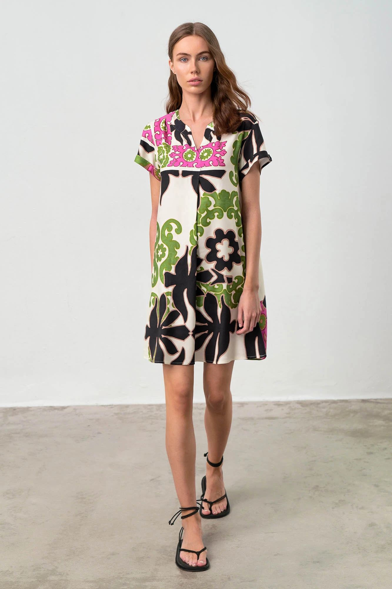 Φόρεμα με Κοντό Μανίκι