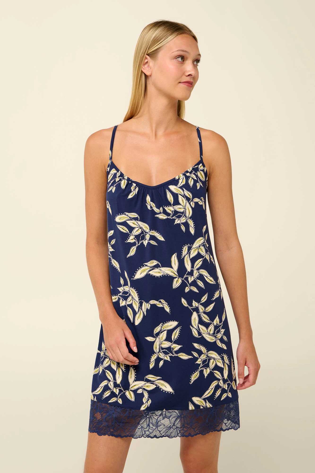 1_0479425276 Καλοκαιρινό Νυχτικό Micromodal με Τιράντες και Δαντέλα