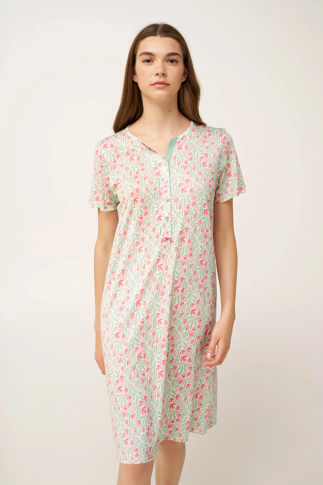 1_0501736262 Φλοράλ Νυχτικό Cotton-Modal με Πατιλέτα