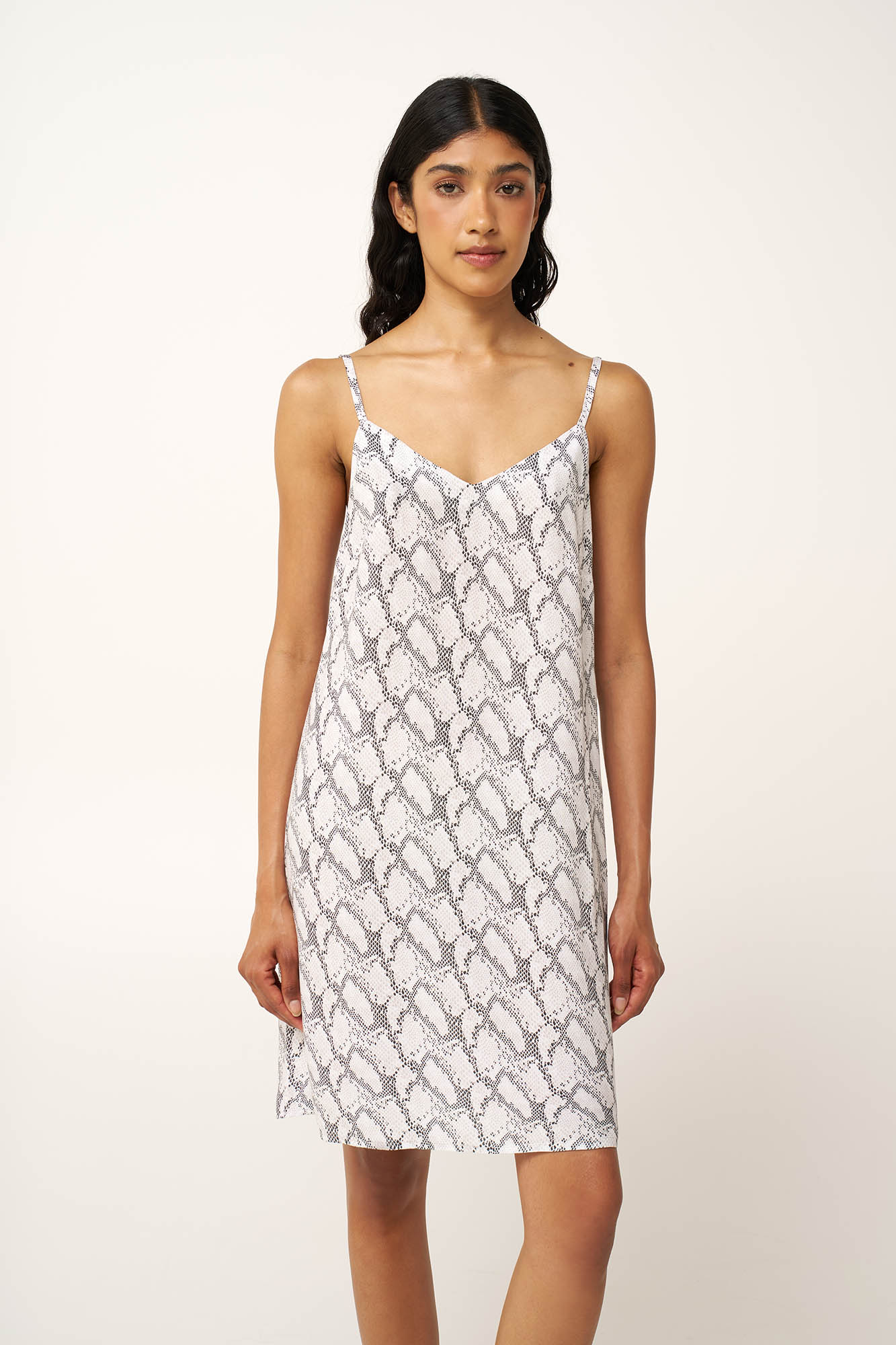 Νυχτικό με Τιράντες από Ποπλίνα