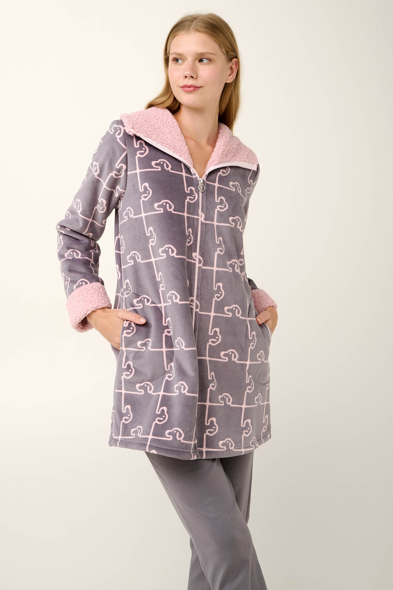 Γυναικεία Ρόμπα με Φερμουάρ σε Σκύλο-Παζλ Μοτίβο