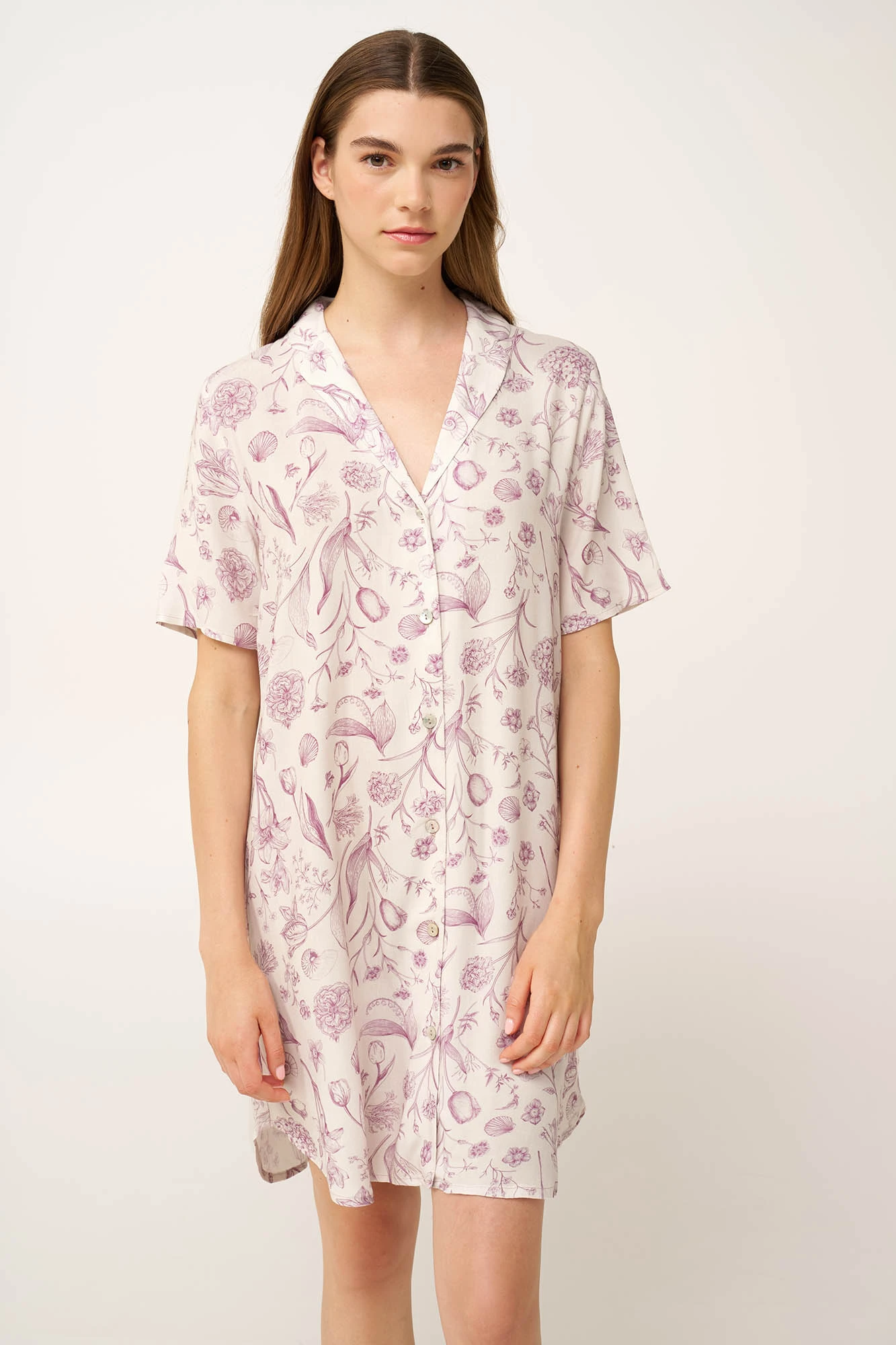 1_0834033654 Κουμπωτό Φλοράλ Νυχτικό