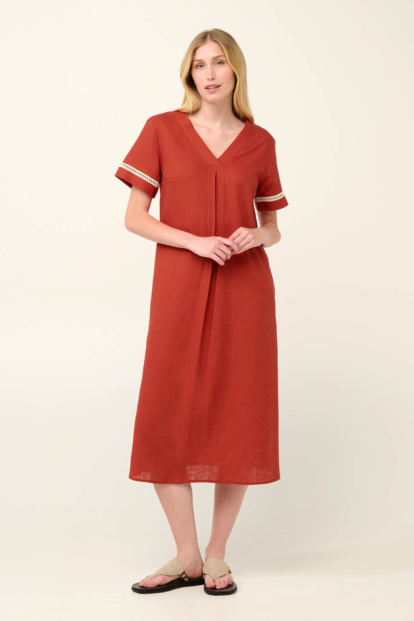 Καλοκαιρινό Φόρεμα με V Λαιμόκοψη