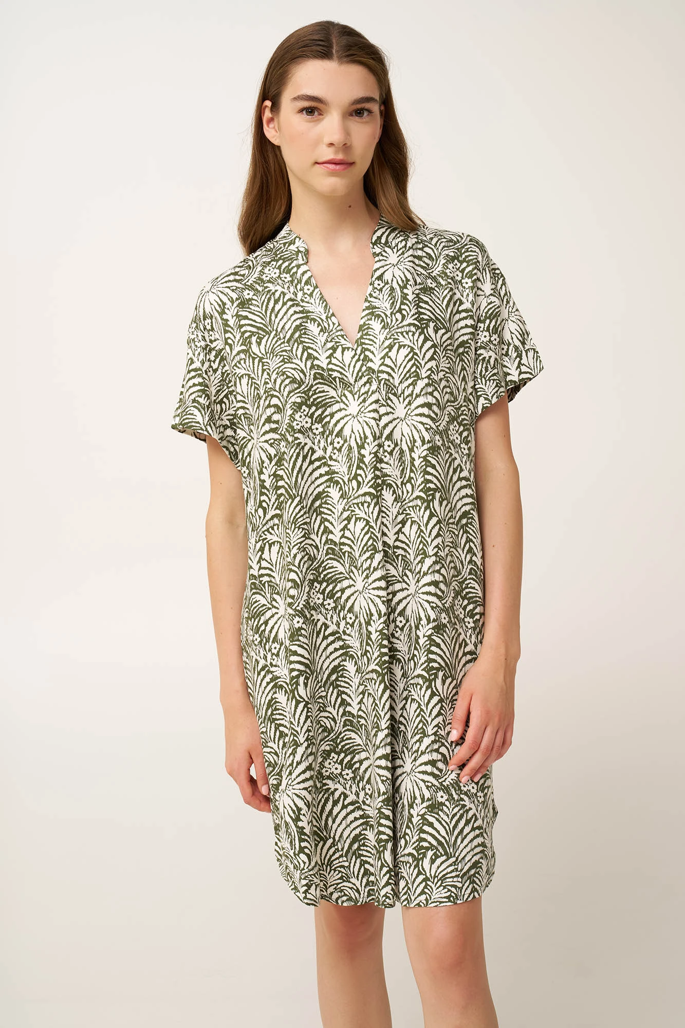 1_0916967242 Καλοκαιρινό Φόρεμα από Ποπλίνα με V