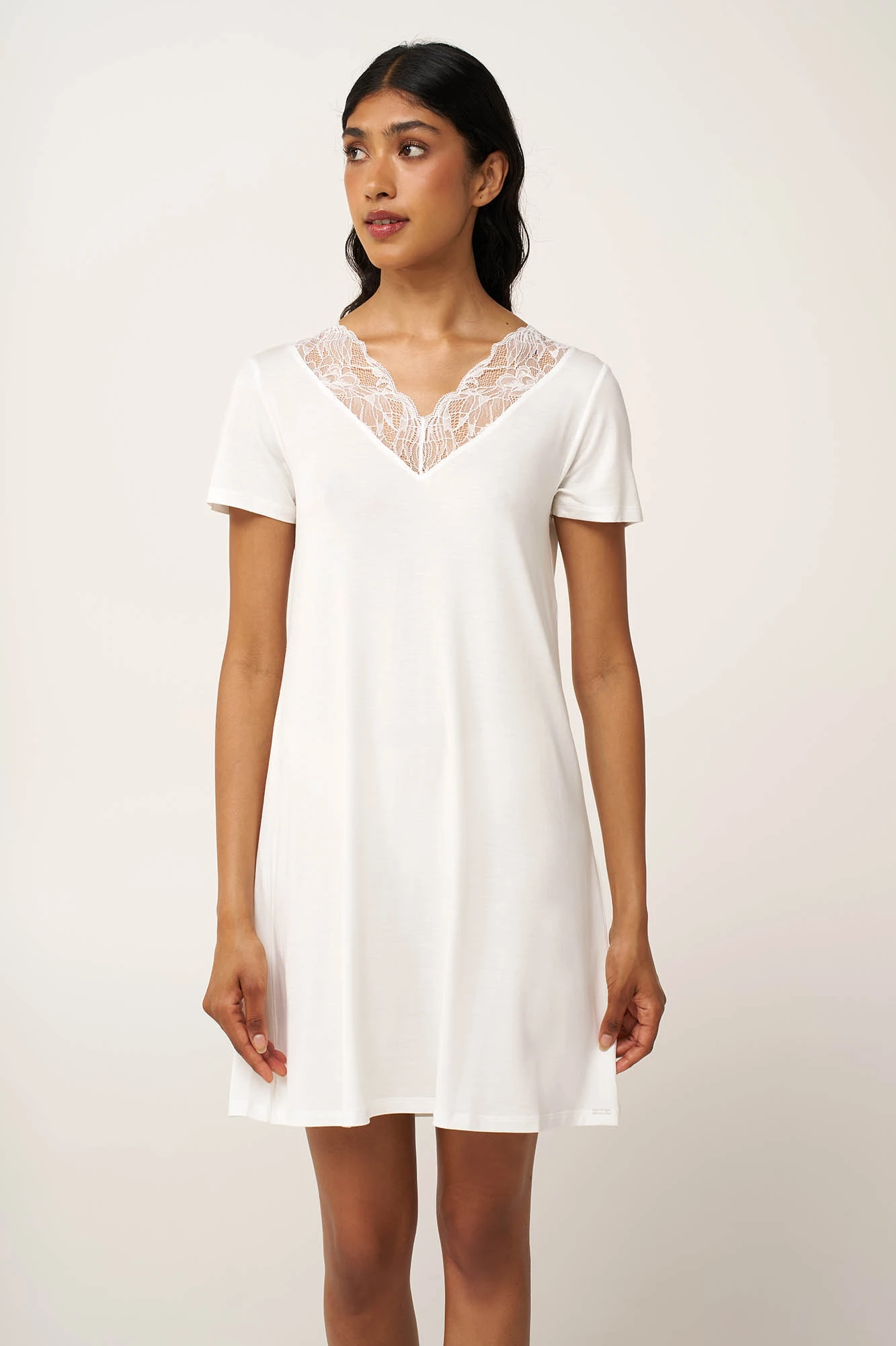 Micromodal Νυχτικό με Δαντέλα