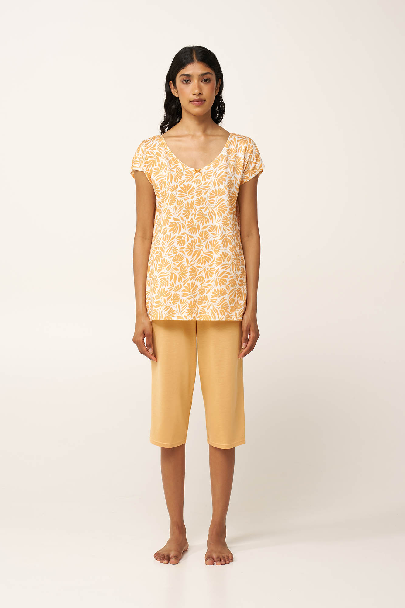 Γυναικεία Πυτζάμα με Κάπρι Παντελόνι