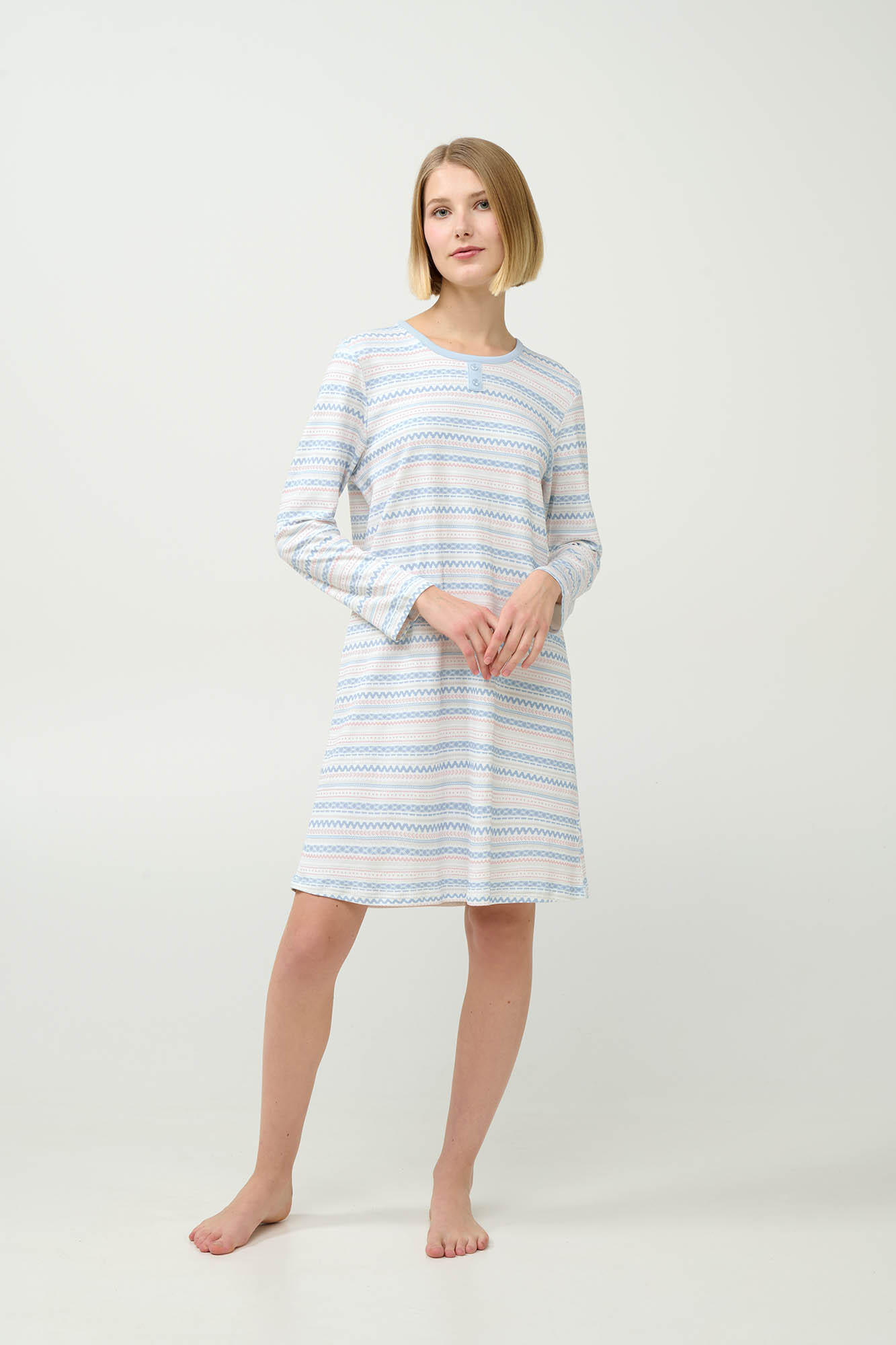 Βαμβακερό Νυχτικό με Σκανδιναβικό Μοτίβο