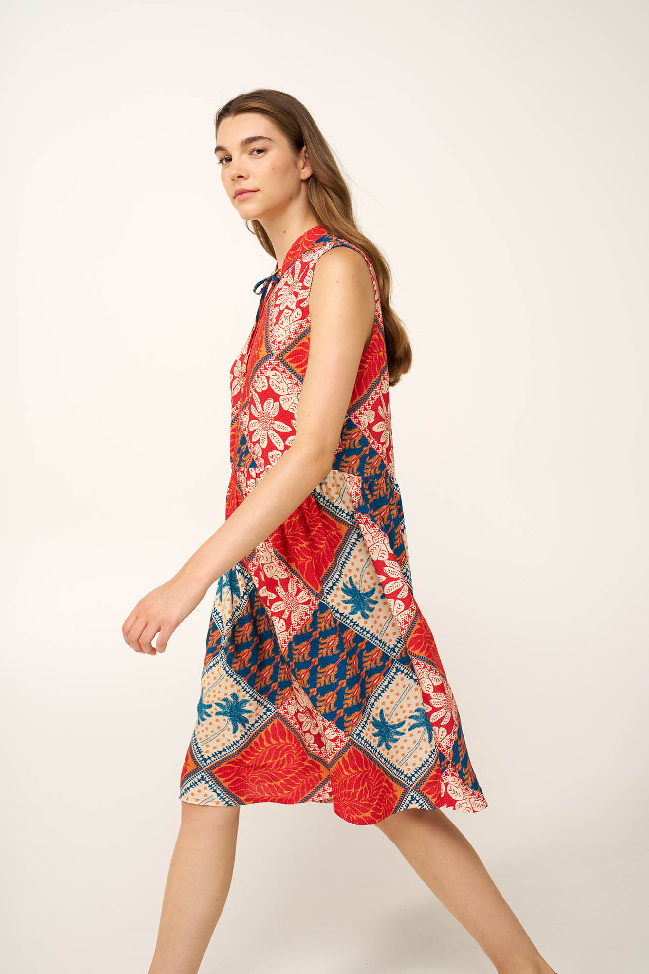 Καλοκαιρινό Φόρεμα Ποπλίνα με Τροπικό Μοτίβο